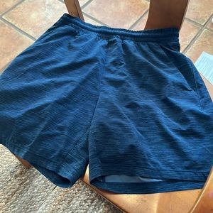 Lululemon mens shorts